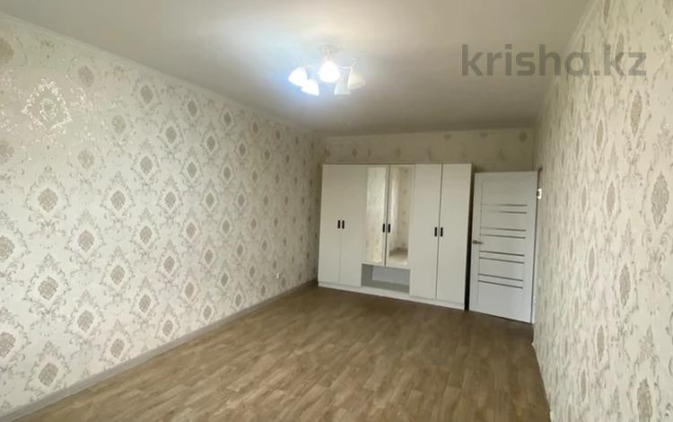 1-бөлмелі пәтер · 46 м² · 8/9 қабат, Алтын орда ш/а., бағасы: 15.7 млн ₸ в Актобе, мкр. Алтын орда — фото 2