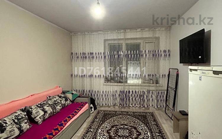 2-бөлмелі пәтер · 38 м² · 9/9 қабат, Дулатова 208 — Центр Рядом рынок Жансая, бағасы: 7 млн ₸ в Семее — фото 2