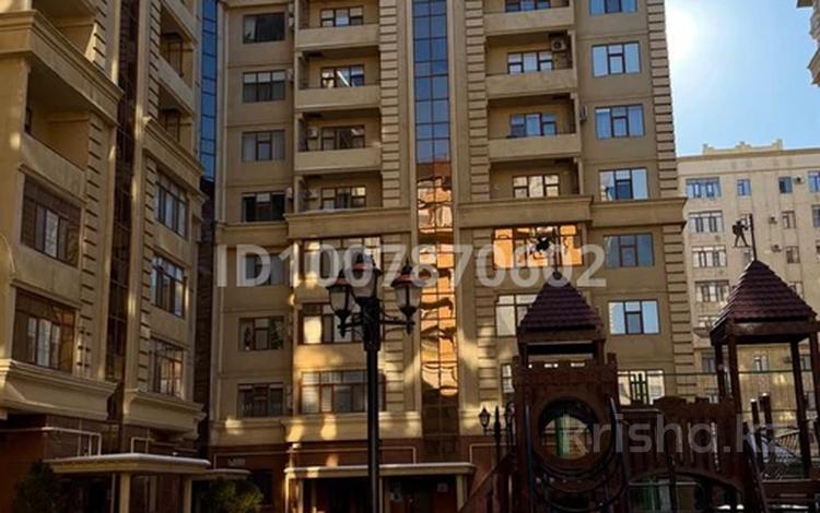 6-комнатная квартира · 198 м² · 9/10 этаж, 17-й мкр 104 за 65 млн ₸ в Актау — фото 12