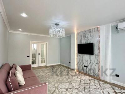 2-комнатная квартира · 74 м² · 8/9 этаж, мкр Нурсая, Абулхайр-хана 63 за 48 млн 〒 в Атырау