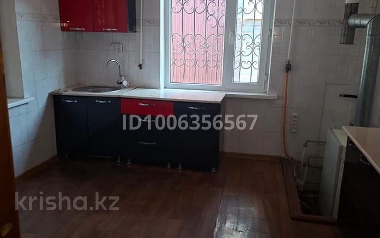 Отдельный дом · 3 комнаты · 102 м² · 150 сот., мкр Карасу, Шоссейная за 270 000 ₸ в Алматы, Алатауский р-н — фото 2