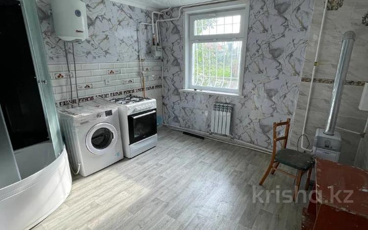 3-бөлмелі пәтер · 53 м² · 1/2 қабат, Обручева 15, бағасы: 13.5 млн ₸ в Затобольске (Тобыле) — фото 2