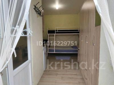 1-комнатная квартира · 15 м² · 1 этаж, мкр Тастак-3, Тургут озала 94 — Толе би - Тургут озала за 300 000 ₸ в Алматы, Алмалинский р-н