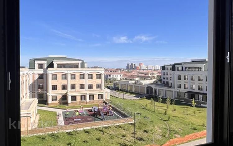 3-комнатная квартира · 129 м² · 4/5 этаж, Керей, Жанибек хандар 8а за 145 млн ₸ в Астане — фото 16