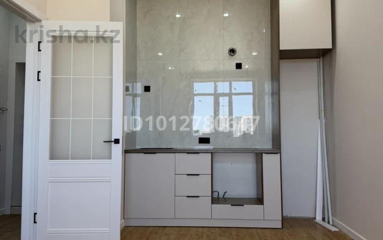 2-комнатная квартира · 37 м² · 5/5 этаж, Муканова 83 за 22 млн ₸ в Караганде, Казыбек би р-н — фото 2