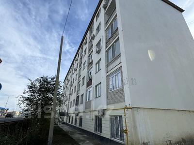 3-комнатная квартира · 65.2 м² · 1/5 этаж, мкр Нурсая 23 за 24 млн 〒 в Атырау