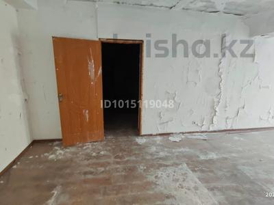 Офисы, магазины и бутики, склады, салоны красоты, развлечения · 495 м² за ~ 174.2 млн ₸ в Астане, р-н Байконур