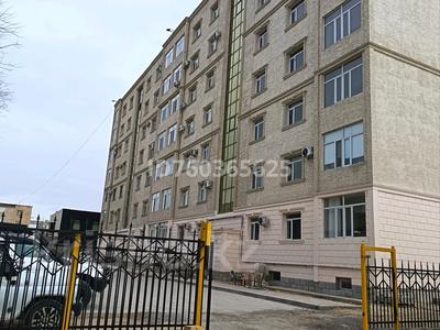 2-комнатная квартира · 71 м² · 2/7 этаж, 3 Мкрн 18 а — Школы трц садик за 16 млн ₸ в Жанаозен