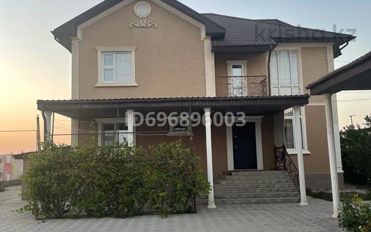 Отдельный дом · 7 комнат · 240 м² · 10 сот., Елубаева 24 за 47 млн 〒 в С.шапагатовой — фото 2