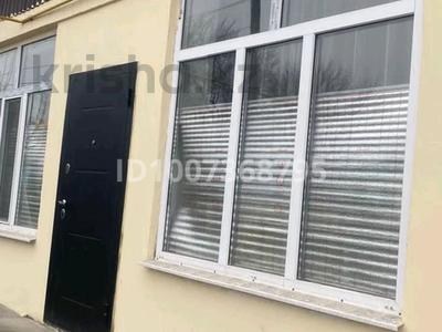 Жеке үй · 4 бөлме · 100 м² · 10 сот., Кабанбай батыра 79 — В центре, бағасы: 20 млн ₸ в Уштобе