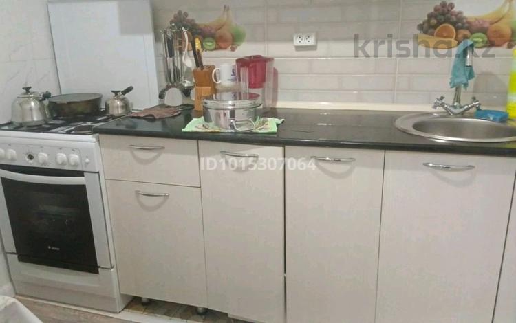 2-комнатная квартира · 45 м² · 2/9 этаж, 4-й мкр 60 за 130 000 ₸ в Актау — фото 2