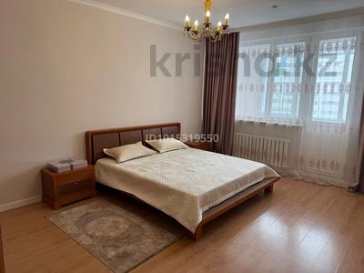 2-комнатная квартира · 87 м² · 8/15 этаж, Достык 14 за 450 000 ₸ в Астане, Есильский р-н