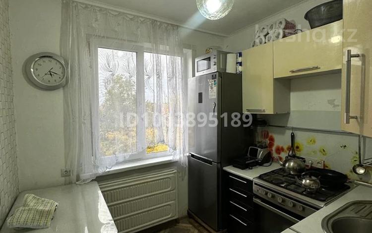 2-комнатная квартира · 45 м² · 5/5 этаж, Гагарина — ОБЛ ГАИ. дет сад. за 13.6 млн ₸ в Уральске — фото 2