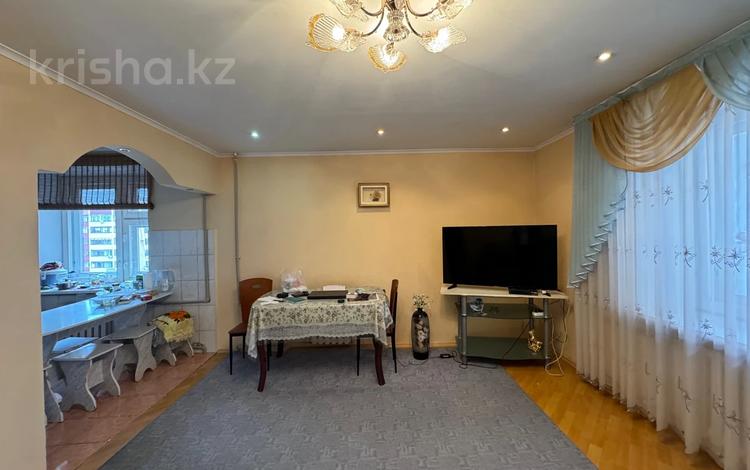 4-комнатная квартира · 90 м² · 8/10 этаж, Шакарима 20 за 36 млн ₸ в Семее — фото 2