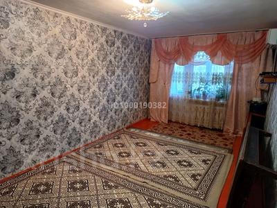 3-бөлмелі пәтер · 60 м² · 3/3 қабат, Толеби 68 — Толеби конаев, бағасы: 9.5 млн ₸ в Кентау