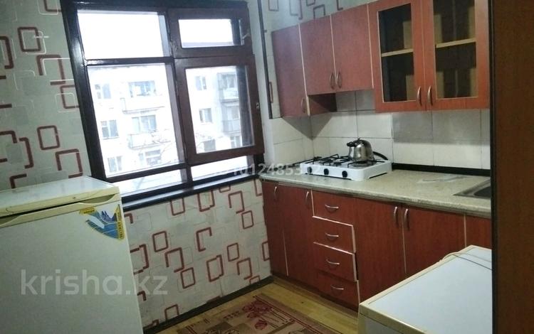 2-бөлмелі пәтер · 42 м² · 4/5 қабат, Момыш үлы 56, бағасы: 7.5 млн ₸ в Кентау — фото 2