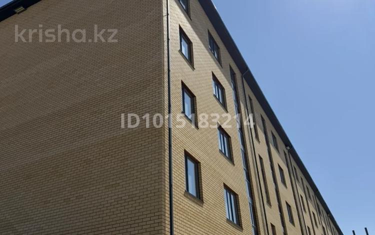 2-бөлмелі пәтер · 81 м² · 2/5 қабат, Кабанбай батыра 49, бағасы: 31 млн ₸ в  — фото 3
