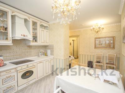 2-комнатная квартира, 78 м², 2/10 этаж, мкр Мамыр-4 за 40 млн 〒 в Алматы, Ауэзовский р-н