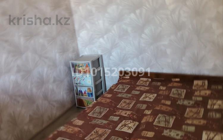 2-бөлмелі пәтер · 40 м² · 5/5 қабат, Жаңа қала ш/а. 10А, бағасы: 13 000 ₸ в Караганде, Казыбек би р-н — фото 2