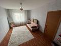 1-комнатная квартира · 40 м², мкр Кадыра Мырза-Али 5 за 120 000 ₸ в Уральске — фото 4