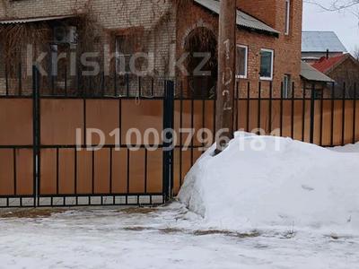 Жеке үй · 4 бөлме · 210 м² · 9.7 сот., Носикова 5, бағасы: 80 млн ₸ в Усть-Каменогорске, Ульбинский