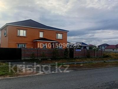 Отдельный дом · 6 комнат · 250 м² · 10 сот., мкр Уркер, Укили Ыбрай 55 55 за 110 млн ₸ в Астане, Нура р-н