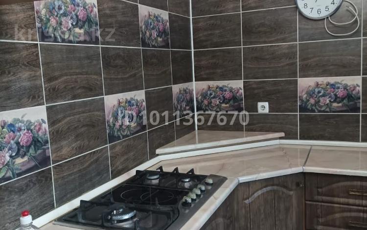 1-комнатная квартира · 49 м² · 1/9 этаж, мкр Жетысу-2 80 за 46 млн ₸ в Алматы, Ауэзовский р-н — фото 2