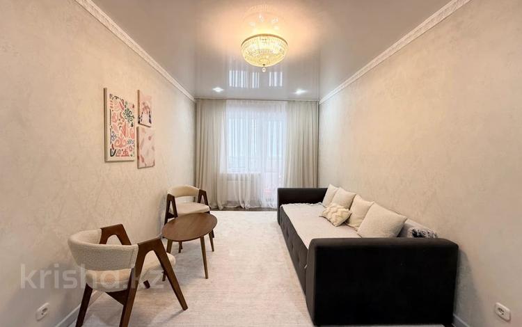 3-комнатная квартира · 98.3 м² · 1/9 этаж, мкр Юго-Восток, Шахтеров — Магазин 12 месяцев за 43.5 млн ₸ в Караганде, Казыбек би р-н — фото 2