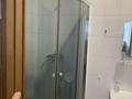 2-бөлмелі пәтер · 75 м² · 2/4 қабат, Ерниязова — Жарбосынова, бағасы: 250 000 ₸ в Атырау — фото 9
