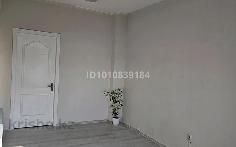 Салоны красоты · 18 м² за 130 000 ₸ в Алматы, Алмалинский р-н — фото 2