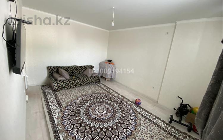 1-комнатная квартира · 40 м² · 1/5 этаж, мкр. Алтын орда 16к1 за 15 млн ₸ в Актобе — фото 2