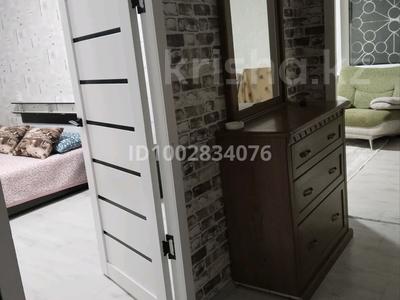 2-комнатная квартира · 52 м² · 1/5 этаж, Майкудук, Майкудук, 12й микрорайон — Возле рынка за 13 000 ₸ в Караганде, Алихана Бокейханова р-н