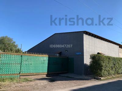 Жеке үй · 4 бөлме · 420 м² · 100 сот., Ал-Фараби 4 — Возле магазина Минутка, бағасы: 80 млн 〒 в 