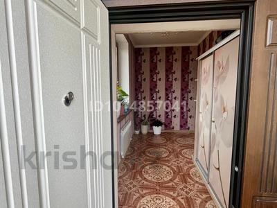 Отдельный дом · 8 комнат · 300 м² · 8 сот., Абая 59А — Между улицами Булантай и Сатпаева. за 90 млн ₸ в 