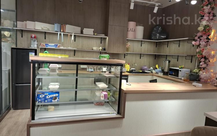 Магазины и бутики, общепит · 17 м² за 250 000 〒 в Шымкенте, Аль-Фарабийский р-н — фото 2