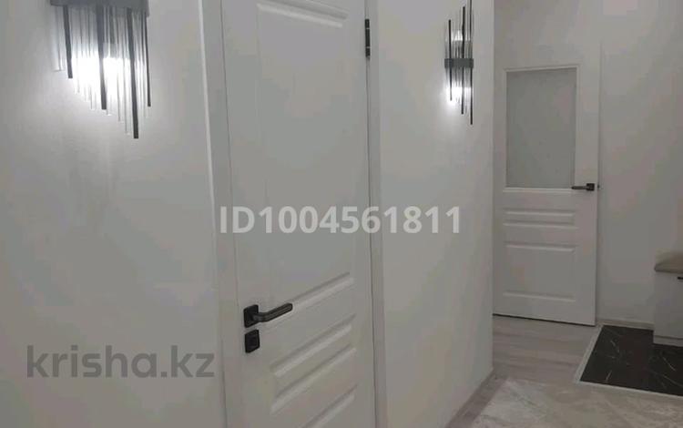 2-комнатная квартира · 69 м² · 4/9 этаж, мкр Шугыла 340/3 за 280 000 ₸ в Алматы, Наурызбайский р-н — фото 2