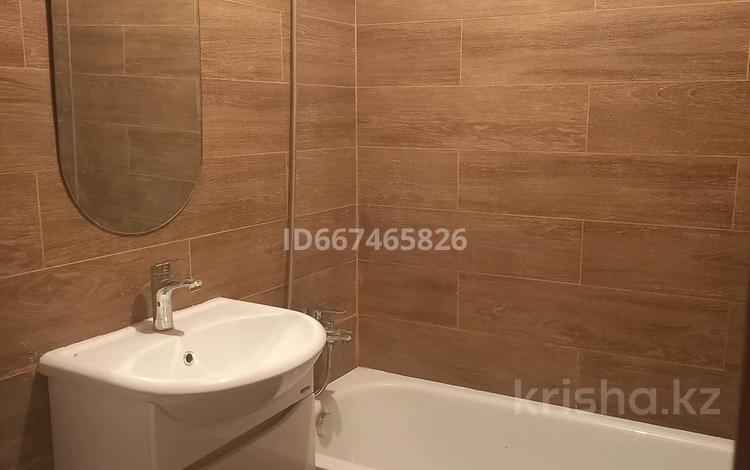 1-комнатная квартира · 33 м² · 9/9 этаж, Торайгырова 28 за 150 000 ₸ в Павлодаре — фото 13