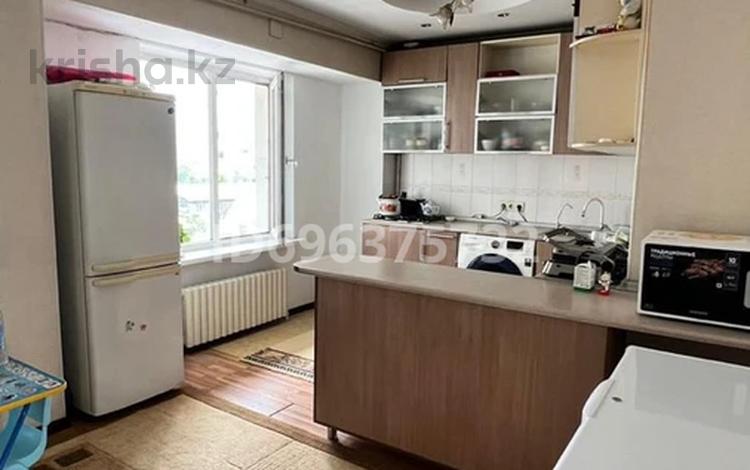 3-бөлмелі пәтер, 154 м², 5/5 қабат, Байгазиева 35А, бағасы: 45 млн 〒 в Каскелене — фото 2