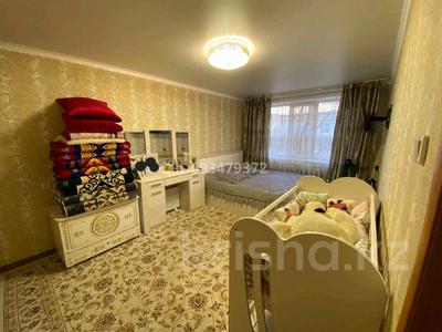 1-комнатная квартира, 33.2 м², 1/9 этаж, Камзина 56 — камзина 56 за 12.5 млн 〒 в Павлодаре
