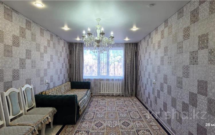 3-комнатная квартира · 67 м² · 4/9 этаж, пр. Металлургов за 17 млн ₸ в Темиртау — фото 2