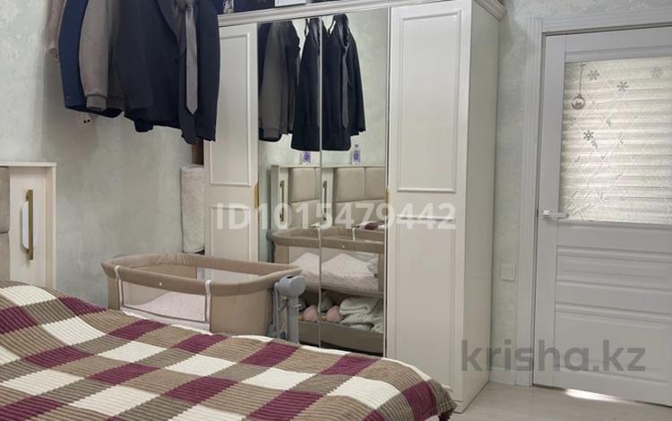 2-бөлмелі пәтер · 54 м² · 3/5 қабат, 27-ш/а. 33 — Жолдын бойында, Рауан мейрамханасына напротив, бағасы: 16 млн ₸ в Актау, 27-й мкр — фото 2