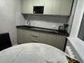 2-бөлмелі пәтер · 50 м² · 2/5 қабат, Агыбай батыра 19 — Автостанции, бағасы: 30 млн ₸ в Балхаше — фото 3