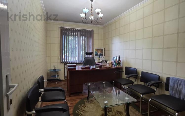 3-бөлмелі пәтер · 60 м² · 1/5 қабат, улица Жангильдина — Магнум, бағасы: 20 млн ₸ в Шымкенте, Туран р-н — фото 13