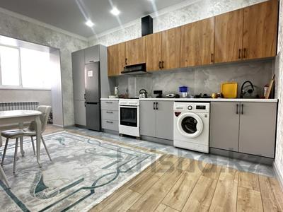 1-бөлмелі пәтер · 53 м² · 1/5 қабат, Алтын орда ш/а., Ораз Татеулы 19Бк1 — Школа Акбобек, бағасы: 160 000 ₸ в Актобе, мкр. Алтын орда