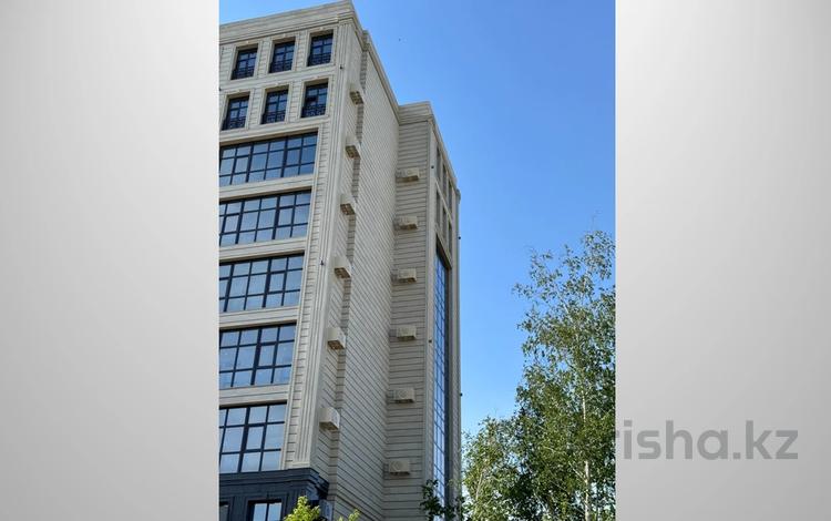 4-комнатная квартира · 183.2 м², Нурсултана Назарбаева 49а за ~ 100.8 млн 〒 в Караганде — фото 16