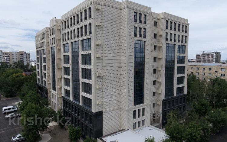 4-комнатная квартира · 183.2 м², Нурсултана Назарбаева 49а за ~ 100.8 млн 〒 в Караганде — фото 29