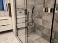 5-комнатная квартира · 240 м² · 3/3 этаж, мкр Тау Самал, Ладушкина 89 — достык-оспанова за 304 млн ₸ в Алматы, Медеуский р-н — фото 6