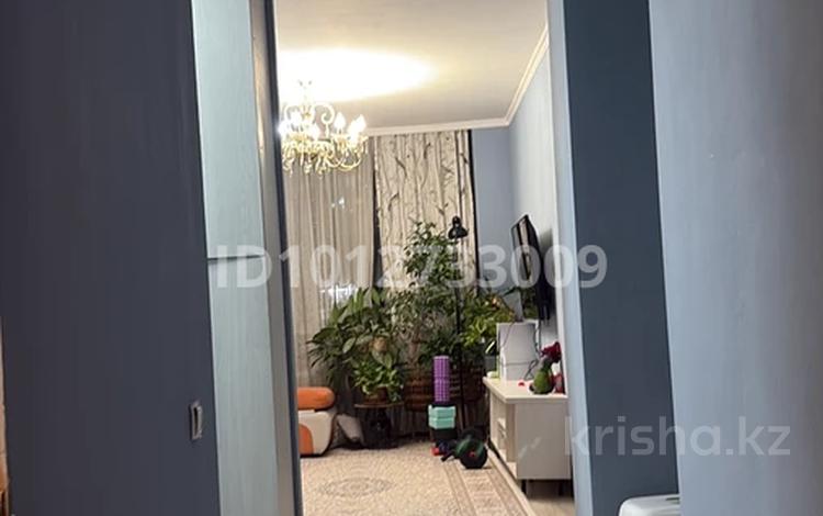 3-бөлмелі пәтер · 78 м² · 1/6 қабат, мкр Кокжиек 9, бағасы: 40 млн ₸ в Алматы, Жетысуский р-н — фото 2