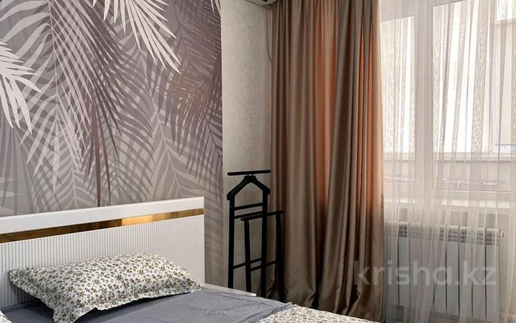 1-комнатная квартира · 60 м² · 1/5 этаж, мкр. Алтын орда, проспект Тауелсиздик 4 — Проспект Алии Молдагуловой за 16 000 ₸ в Актобе — фото 2