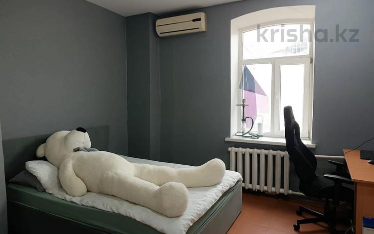 1-комнатная квартира · 34.3 м² · 2/2 этаж, Назарбаева за 9.5 млн ₸ в Уральске — фото 2